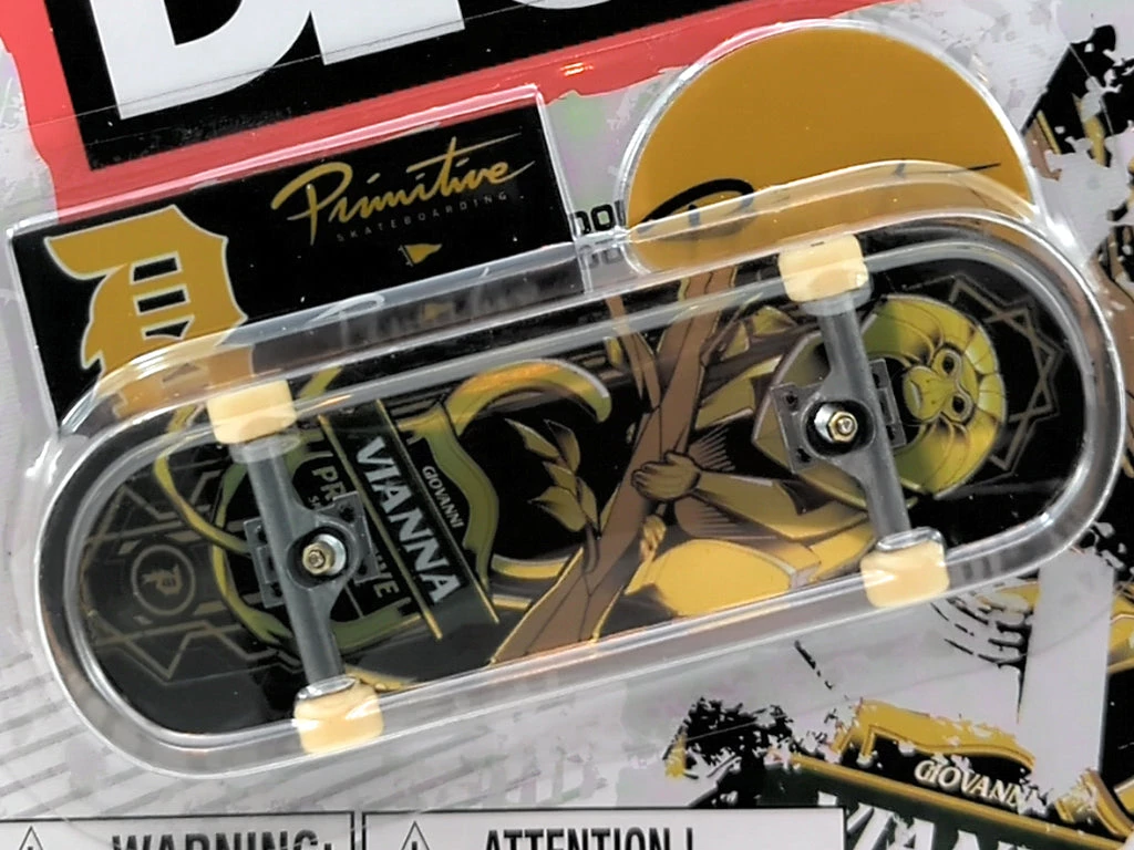 Tech Deck Primitive Skateboards Tamarin Giovanni Vianna Black And Gold Foil Complete Fingerboard Spin Master 3 Tech Deck Primitive Skateboards Tamarin Giovanni Vianna Black And Gold Foil Complete Fingerboard Spin Master