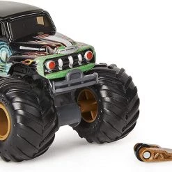 Monster Jam Grave Digger Monster Truck 1:64 Scale Black Retro Rebels Series 20