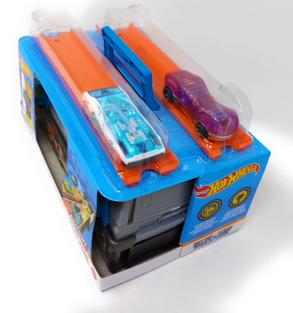 Mattel Hot Wheels Race Case Track Set 2 Mattel Hot Wheels Race Case Track Set
