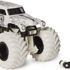 Monster Jam Grave Digger With Wheelie Bar Max Contrast 1:64 Scale Truck Series 20