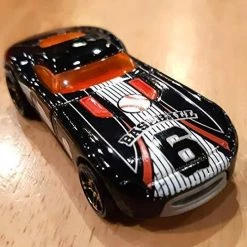 Toy Choo Choo 2018 Hot Wheels Hw Sports 4/10 - Fast Felion (Black)