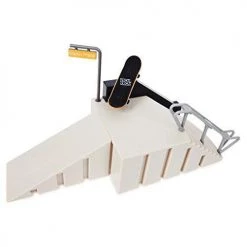 TECH DECK, Build-A-Park World Tour, Martin Place (Australia), Ramp Set With Real Skateboards Chima Ferguson Bandwidth Oval Signature Fingerboard 8 TECH DECK, Build-A-Park World Tour, Martin Place (Australia), Ramp Set With Real Skateboards Chima Ferguson Bandwidth Oval Signature Fingerboard