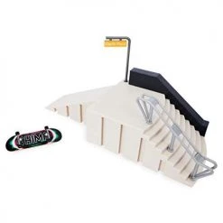 TECH DECK, Build-A-Park World Tour, Martin Place (Australia), Ramp Set With Real Skateboards Chima Ferguson Bandwidth Oval Signature Fingerboard 7 TECH DECK, Build-A-Park World Tour, Martin Place (Australia), Ramp Set With Real Skateboards Chima Ferguson Bandwidth Oval Signature Fingerboard