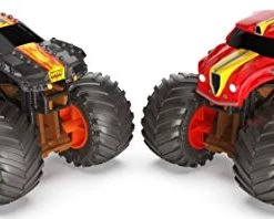 Monster Jam Color Change Max D Vs. Radical Rescue Monster Trucks Spin Master