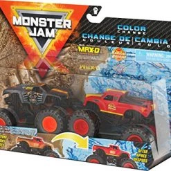 Monster Jam Color Change Max D Vs. Radical Rescue Monster Trucks Spin Master