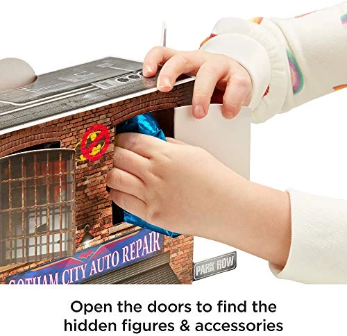 Fisher-Price Imaginext DC Super Friends Gotham City Pop-Up Playset With 3 Mystery Figures For Preschool Kids Ages 3 To 8 Years DC Comics 4 Fisher-Price Imaginext DC Super Friends Gotham City Pop-Up Playset With 3 Mystery Figures For Preschool Kids Ages 3 To 8 Years DC Comics