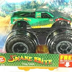 DieCast Hot Wheels Monster Trucks 2021 [Snake Bite Vinny Venom 1/75] Fan Favorites #01/06 With Re-Crushable Car