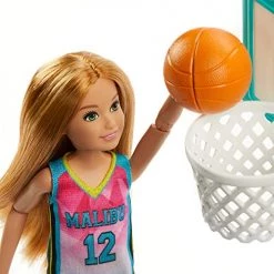 Barbie Sisters GHK35 Stacie Sports Doll