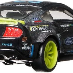 Hot Wheels Premium Car Culture '20 Ford Mustang RTR Spec 5 Slide Street 5/5 1:64 Scale