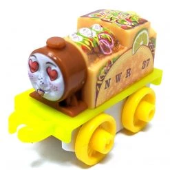Fisher-Price Thomas & Friends MINIS 2020 Series 22 - Food Rosie Loves Tacos Single Mini Train Blind Bag