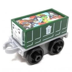 Fisher-Price Thomas & Friends MINIS 2020 Series 22 - Recycling Trash Troublesome Truck Single Mini Train Blind Bag
