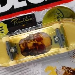 Spin Master Tech Deck World Pro Edition Primitive Skateboards Paul Rodriguez King Skull Rare Gold Foil Complete Fingerboard 5 Spin Master Tech Deck World Pro Edition Primitive Skateboards Paul Rodriguez King Skull Rare Gold Foil Complete Fingerboard