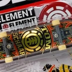 Spin Master Tech Deck World Pro Edition Element Skateboards Ultra Rare Tom Schaar Banner Year Complete Fingerboard