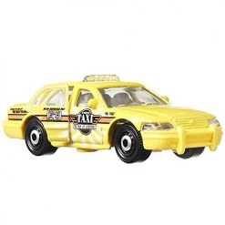 Matchbox 2006 Ford Crown Victoria Taxi (Yellow) 3/20, Moving Parts 2021 13 Matchbox 2006 Ford Crown Victoria Taxi (Yellow) 3/20, Moving Parts 2021